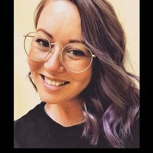 Meet your Posher, Karine